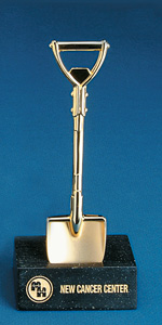 shovel key chain